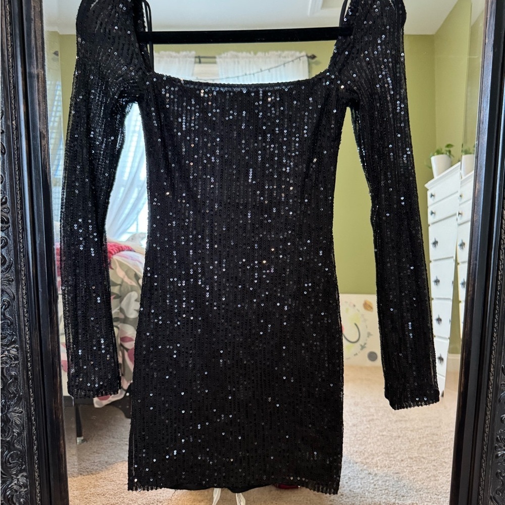 Lucy in the Sky Black Sequin Long Sleeve Dress